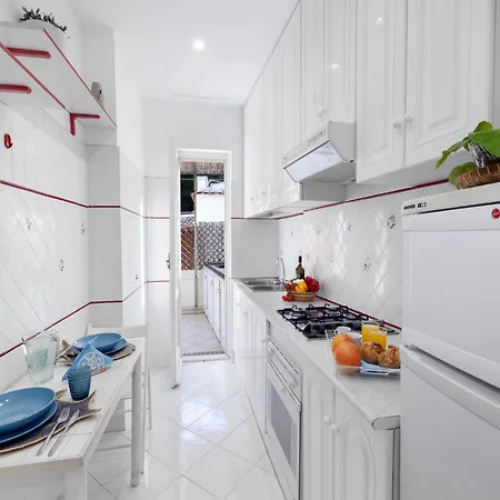 Apartment In With Sea-view Terrace