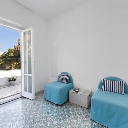 Apartment In With Sea-view Terrace *