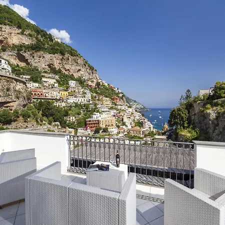 In With Sea-view Terrace Apartment Positano