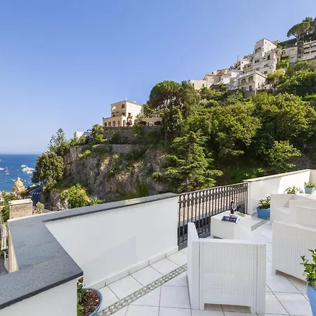 In With Sea-view Terrace