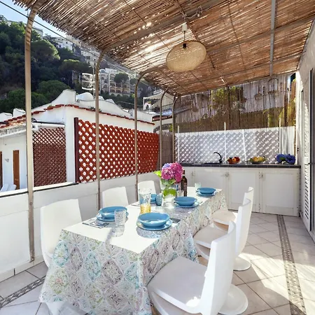 In With Sea-view Terrace Apartment Positano