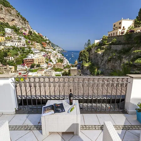 In With Sea-view Terrace * Positano